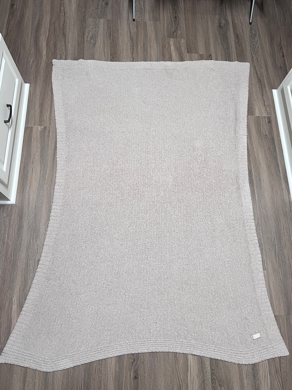 Barefoot Dreams Soft Cream Chenille Throw Blanket - Home Accents